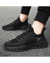 Men's Vanguard Flyknit Running Sneakers - Product Image 1