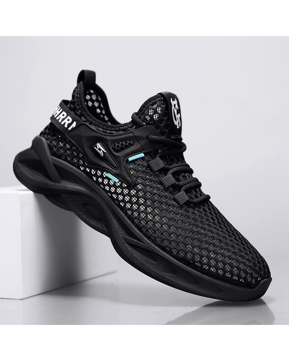 Men's Breathable Mesh Running Sneakers - Product Image 3
