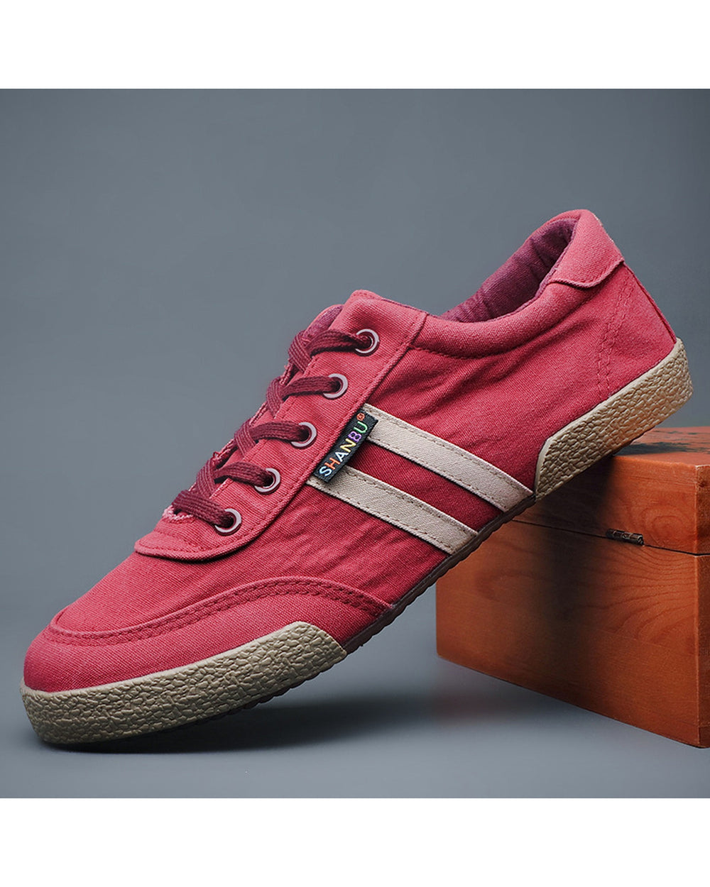 Men's Classic Low-Top Canvas Sneakers - Product Image 2