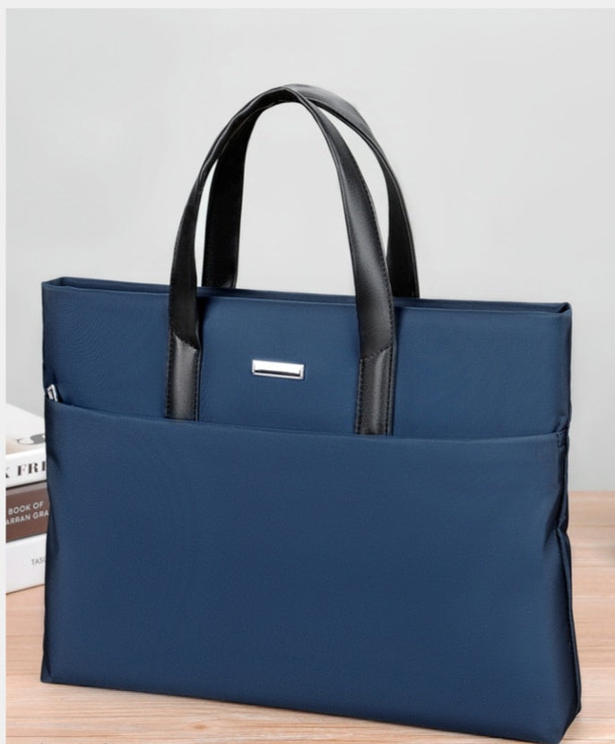 Men's Executive Business Laptop Briefcase - Description Image 2